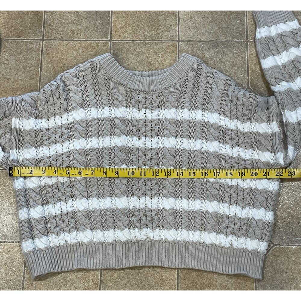 Jessica Simpson Cropped Chunky Cable Knit Sweater Women’s Sz Small Beige/White - Picture 3 of 9